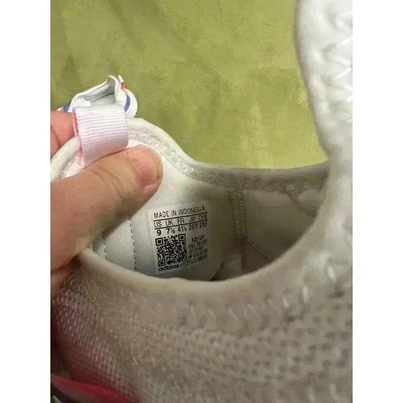 Adidas - Picture 5 of 7